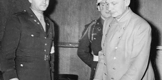 12:45: ZDF-History | ZDFinfo | 11/10 2025