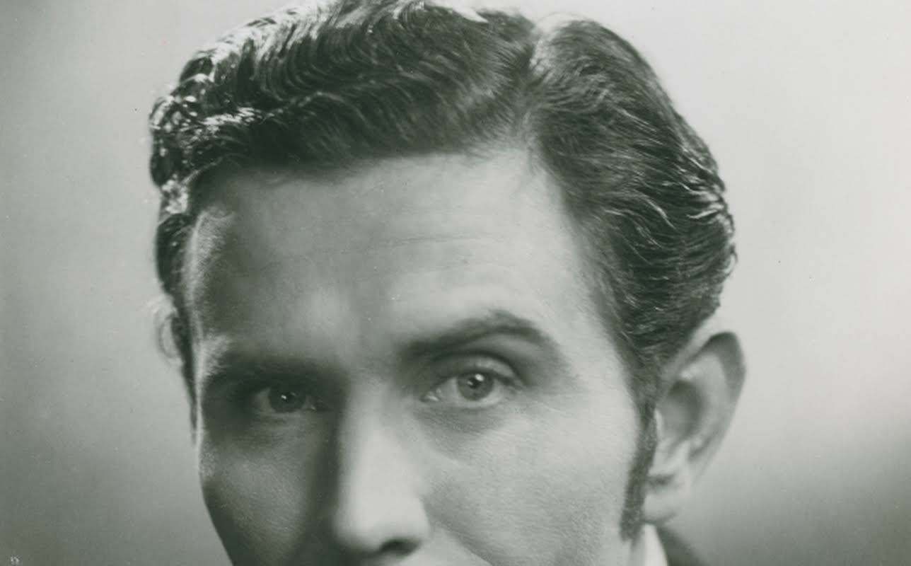 Erik Hell