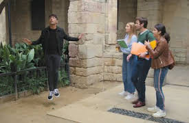 Magic for Humans Spain: Time Flies