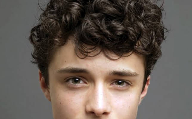 Lucas Jade Zumann