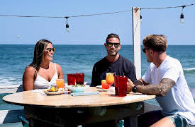 Cheap A$$ Beach Houses: Gnarly Deals