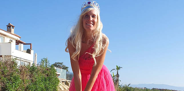 9:00 AM: Bargain Loving Brits in the Sun (S11 E38) (S11) | 5 Star | 2/12 2026