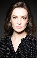 Catherine Walker som 