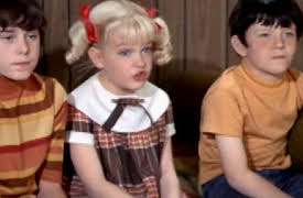 The Brady Bunch Season 1: Brace Yourself