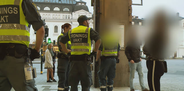 00:50: T-banen Stockholm (S6 E4) (S6) | MAX | 11/14 2025