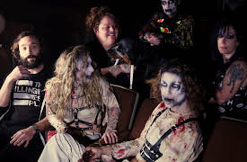 Spooky Kisses Haunts: Laurel's House of Horror