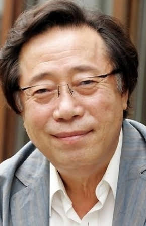 Byun Hee-bong as 