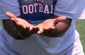 One Minute Sports Clinic: Season 1: Football: Catching (Part 2)