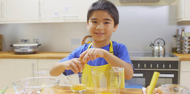 12:00 PM: My World Kitchen (S1) | Cbeebies | 12/13 2025