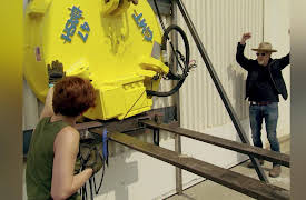 MythBusters Jr. Season 1: Breaking Bad Blow-Up