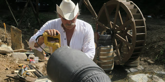 06:40: Homestead Rescue (S2 E3) (S2) | Animal Planet | 5/13 2025