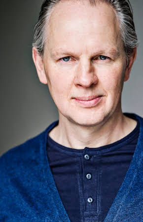 Richard Cunningham as 