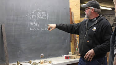 06:00: Salvage Dawgs (S3 E7) (S3) | Discovery Channel | 4/14 2026