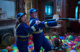 Fantomvalparna: Ensam hemma