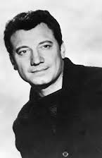 Johnny Seven como Karl Matuschka