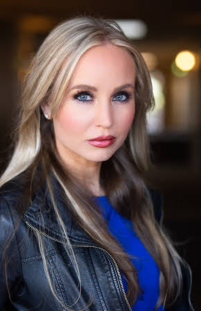 Rebekah Lynn Bruflodt as 