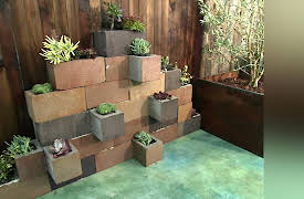 Yard Crashers Season 6: Modern Recycled Retreat