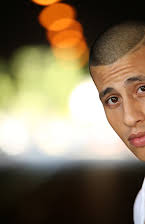 Carlito Olivero como 
