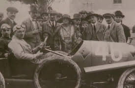 A CARography: A Carography: Mercedes-Benz Part 1