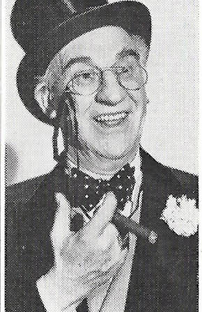 Walter Catlett as 
