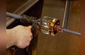 Handcrafted America: Glasses, Bicycles and Books