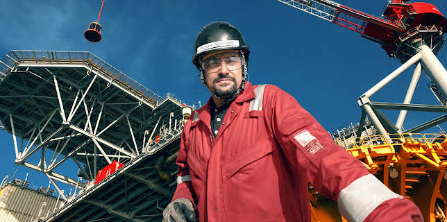 11:12: Richard Hammond's Big (S1 E8) (S1) | Discovery Science | 12/15 2025