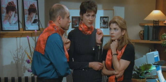 07:00: Just Shoot Me! (S1 E6) (S1) | TV6 | 1/8 2026