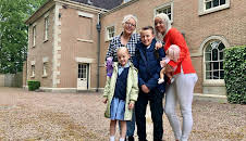 Rich House, Poor House (S8 E2)