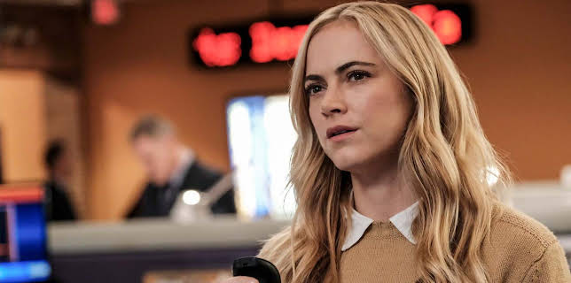 6:00 PM: NCIS (S17 E12) (S17) | 5 USA | 12/11 2025