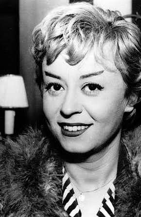 Giulietta Masina as 