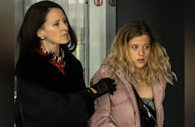 Berlin Legal: When Does Lisa Land