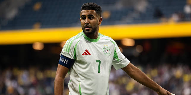 5:25 PM: Live Football: Algeria v... | 4 Seven | 12/28 2025