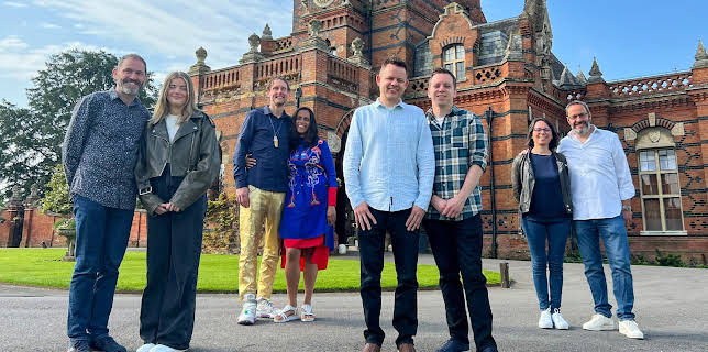 7:25 PM: Four in a Bed | More 4 | 1/25 2026