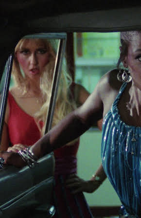 Frankie Hill as Lainie