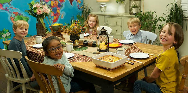 12:00 PM: My World Kitchen (S4) | Cbeebies | 12/19 2025