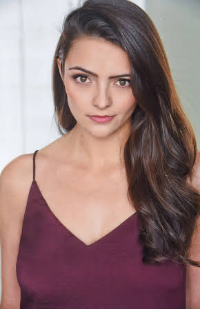 Larissa Schmitz as 
