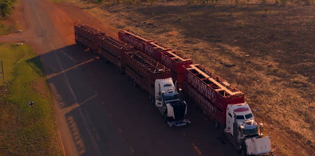 2:00 PM: Aussie Road Train Truckers (S1 E6) (S1) | Dave | 11/20 2025