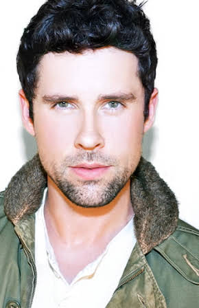 Benjamin Hollingsworth as 