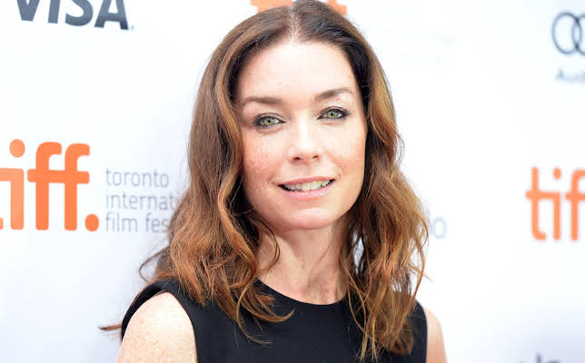 Julianne Nicholson