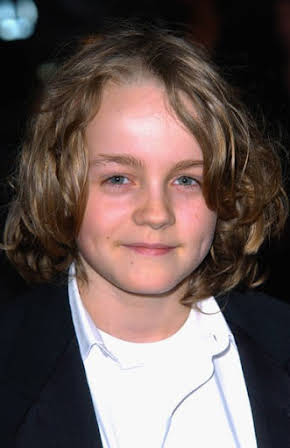 Mackintosh Muggleton as 