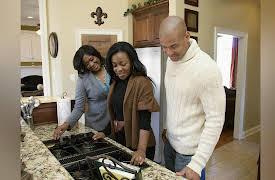 House Hunters: Volume 1: Short Sale Showdown