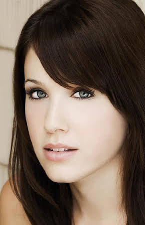 Marla Sokoloff as 