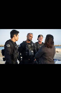 02:34: S.W.A.T.: Los hombres de Harrelson (T3): Ep.1 Fuego en el cielo | AXN | 6/16 2026
