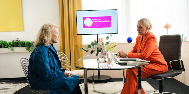 20:15: Kroymann | One | 12/19 2025