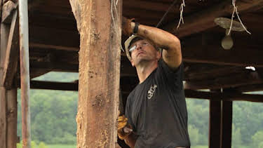 9:00 AM: Barnwood Builders (S4) | Discovery Channel | 7/10 2026