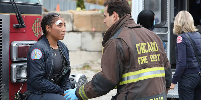 03:30: Chicago Fire (S9 E2) (S9) | Viasat Series | 12/24 2025