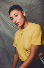 Naima Ramos-Chapman som Director