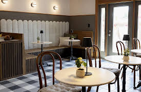 Restoring Galveston: The Inn, Season 1: Raising the Bar