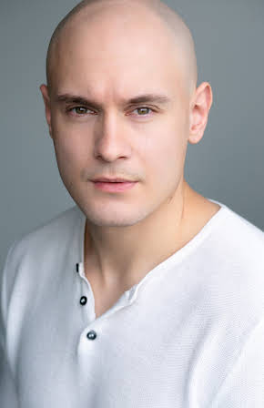 Julian Freund as 