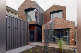 Grand Designs: Unbelievable Builds, Season 1: Modern Meets Historic